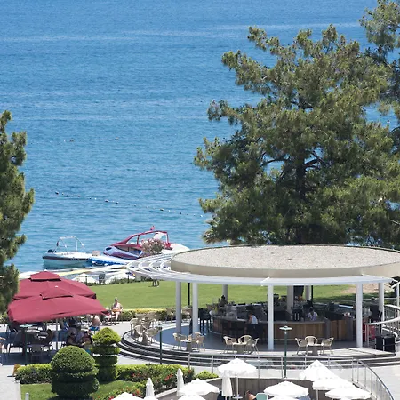 Akra Kemer