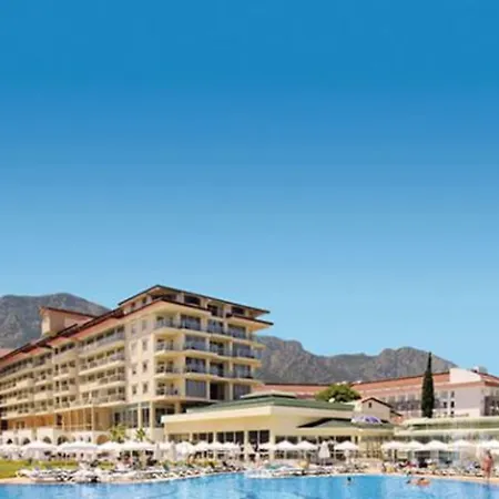Akra Hotel