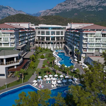 Hotel Akra