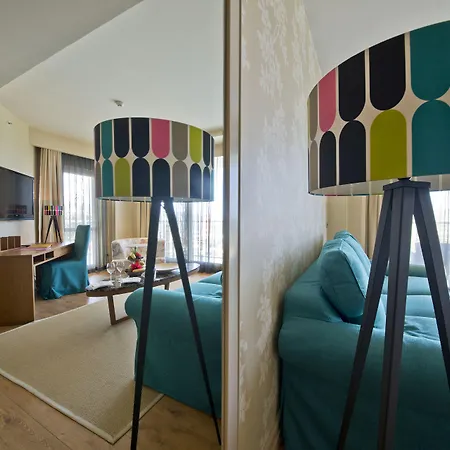 Akra Hotel