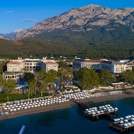 Akra Hotel 5*