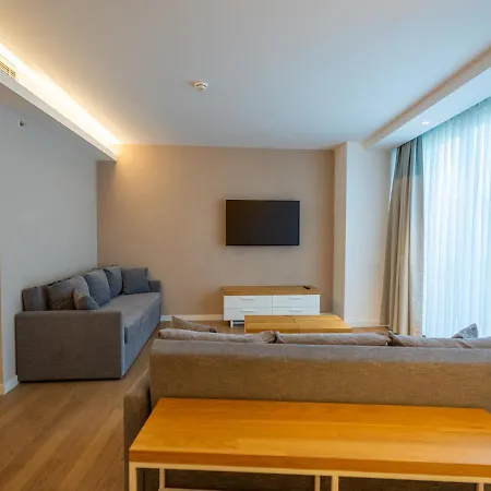 Akra Kemer