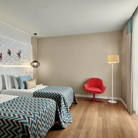 Akra Hotel 5*