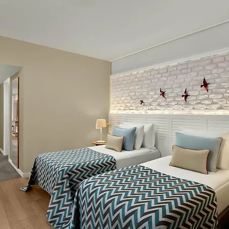 Hotel Akra